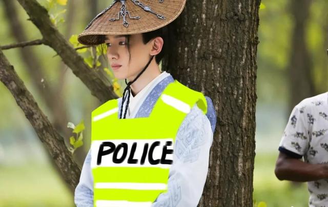 白敬亭演顾南衣被赞“神仙选角”，颜值高就适合演古装剧吗？