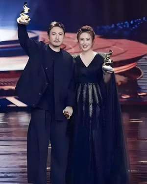 曾伟昌(以为是夫妻实则只是搭档，如此默契难怪大众会有错觉)