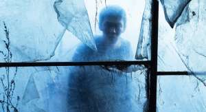 韩国美女主播钟淑热舞(详解韩国高分电影《燃烧》中的现实讽刺和存在意义)