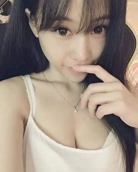 物是人非,曾经“斗鱼三骚”现状如何?令人唏嘘!