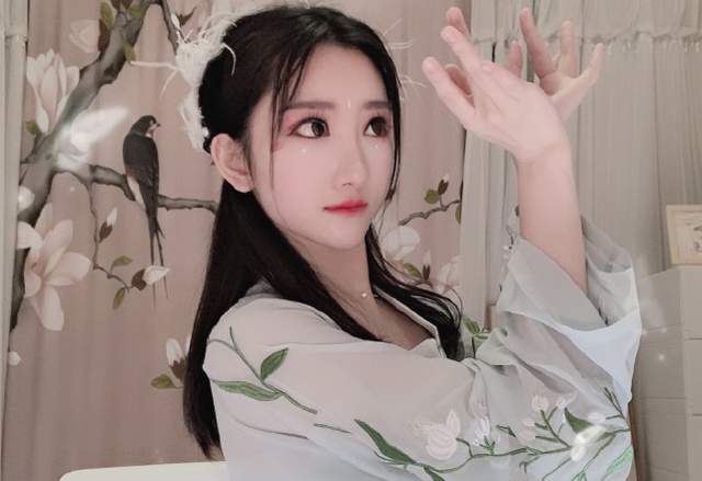 物是人非,曾经“斗鱼三骚”现状如何?令人唏嘘!