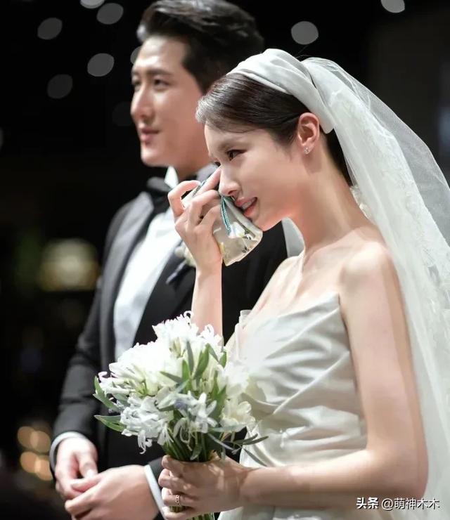 韩星朴智妍离婚!婚后不工作老公夜店猎艳,揭开豪门婚姻的遮羞布