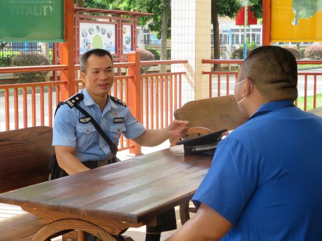 网红主播沉沦毒海,述说自己的高光、堕落与救赎