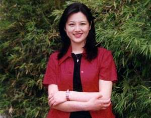 女主播的奢侈生活(她私生活有多混乱？抛弃相爱4年的撒贝宁，夜会富家男享奢华生活)