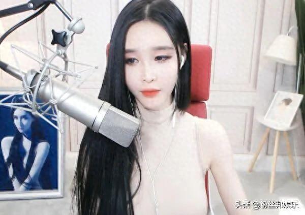 舞蹈一姐小耳朵退网两年后,签约新公会做短视频,粉丝已破200万