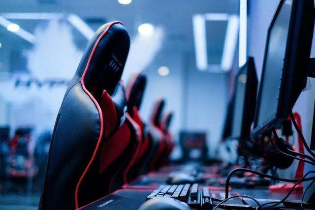 “一姐”沫子跑了，主播流失严重的企鹅电竞或进入休克状态