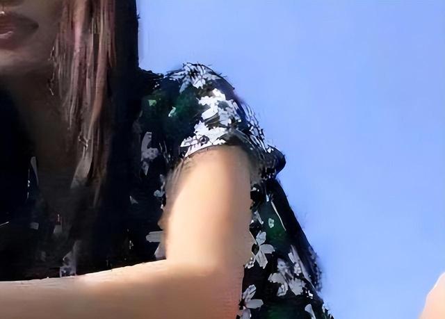 主播二嫂落网回顾：曾设计与男司机拍摄户外视频，播放量高达百万