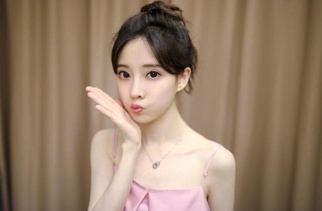 回顾3位斗鱼前“一姐”，有人破圈成功，而有人却早已被遗忘