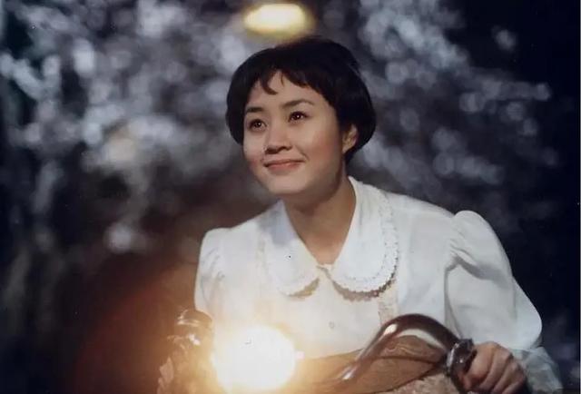 “韩国巩皇”金惠秀的2部性感大片