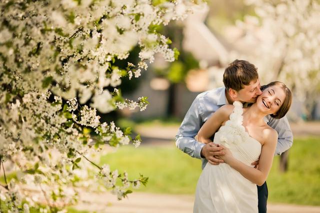 发现老公打赏女主播，女人怎么处理才是高情商？