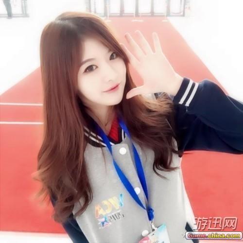 韩国女主播金艺林性感私照 能靠颜值吃饭偏偏喜欢打LOL