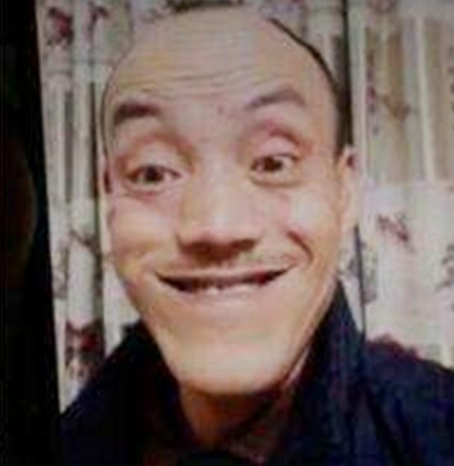 此人靠“光头强”走红，娶网红开豪车，后媳妇跑路，开摩的讨生活