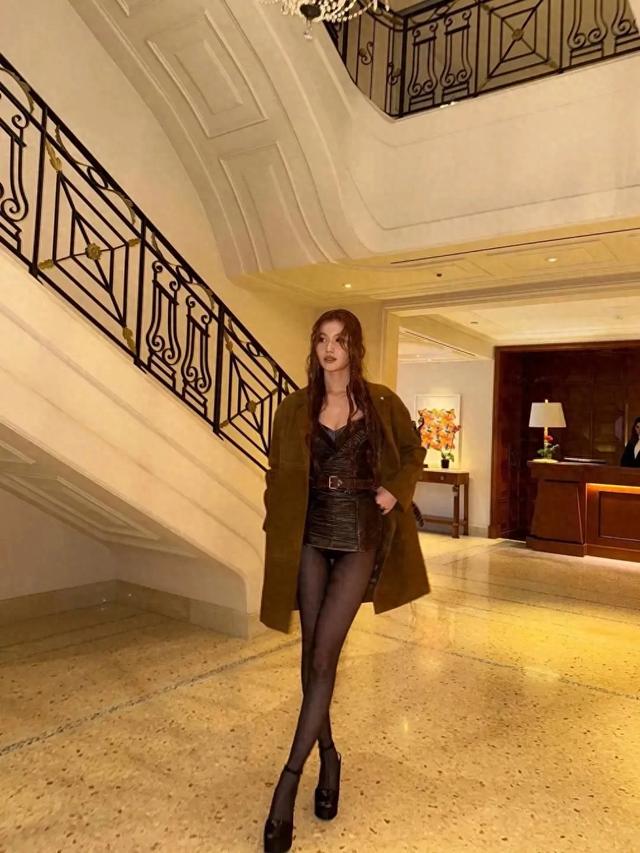 韩国美女 Sana 凑崎纱夏