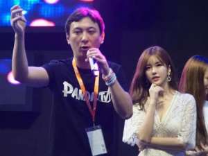 熊猫以前女主播(熊猫直播倒闭一年，曾经这个平台的一哥一姐, 如今都怎样了)