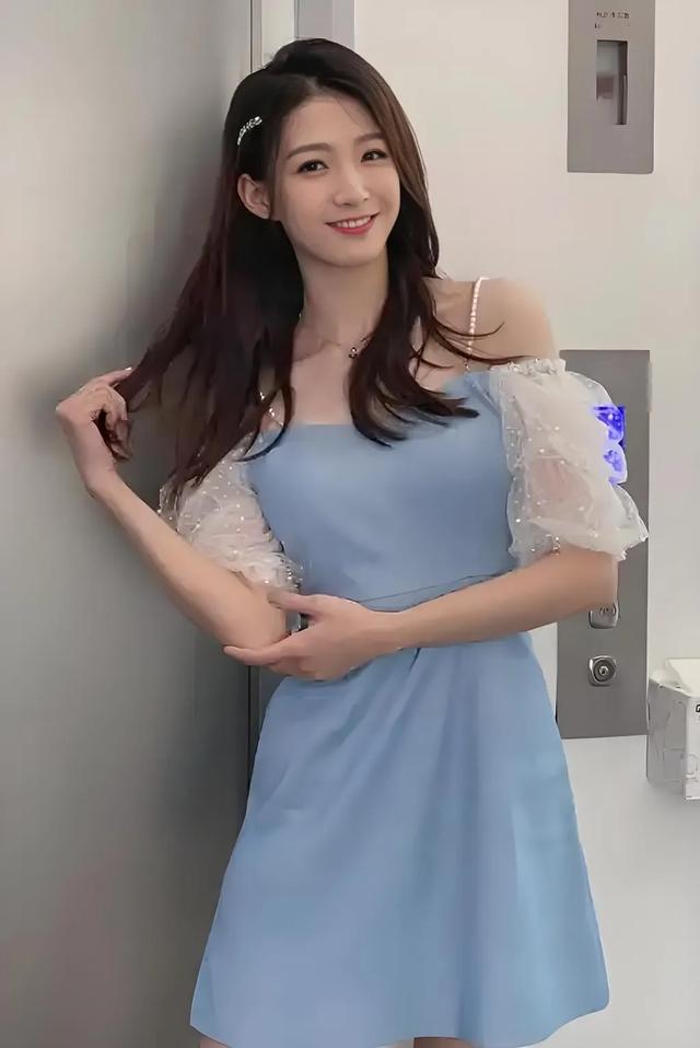 NBA十大美女主播,颜值爆表,身材火辣,谁是你的心动女神?