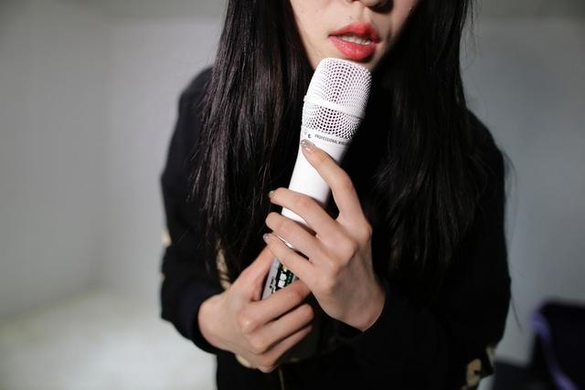 文化局当头一棒 丨 哪些直播真人秀亮红灯？