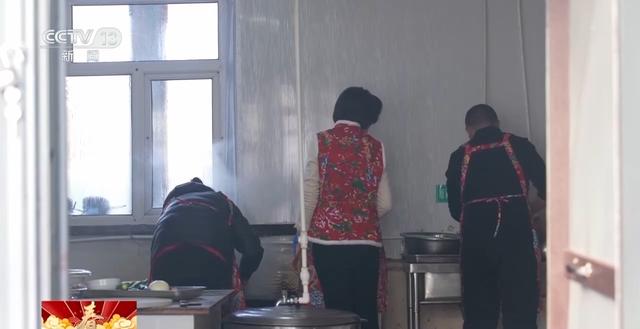 主播遇见冰雪丨“尔滨”太宠客 主播邹韵被“圈粉”了