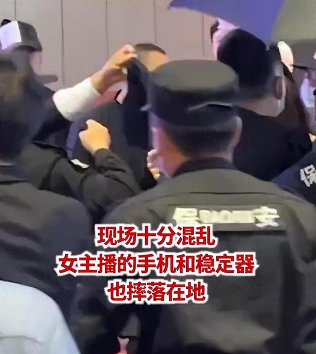 女子在宝马MINI展台前直播被拖走？别再给自己制造“绊马索”了