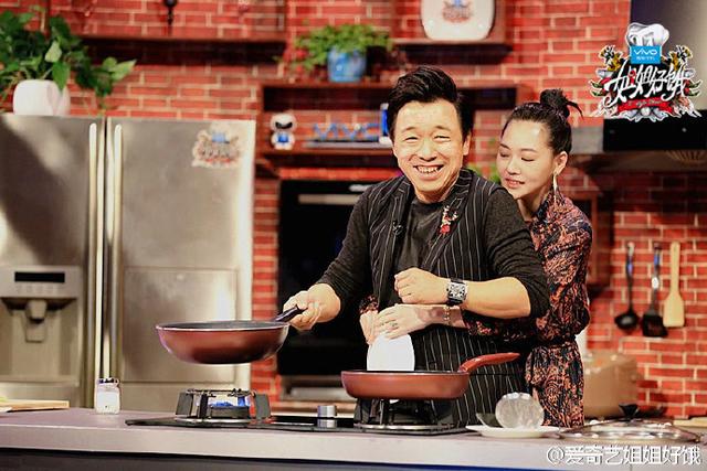 怎么样才能喂饱“饥饿”小S？这个最污女主播！