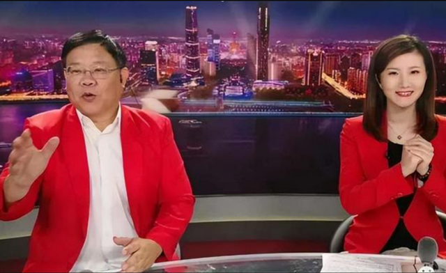 广东台主持人郑达，妻子是一名会计师，至今已恩爱近30年