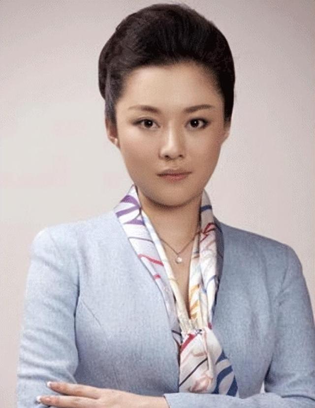 她是央视最穷主持人，工作22年不涨工资，43岁凑够首付买房