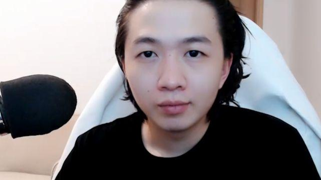 吕德华和路人女玩家对喷10分钟,女玩家满口脏话,侮辱主播行业