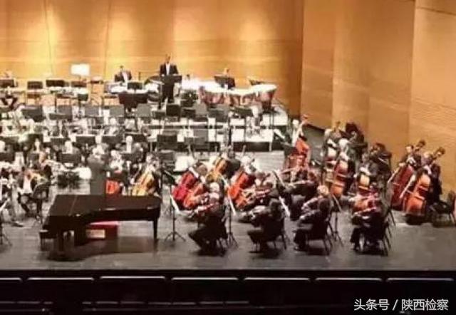 贫困生贷十几万装“土豪”打赏主播 父母还在家吃低保