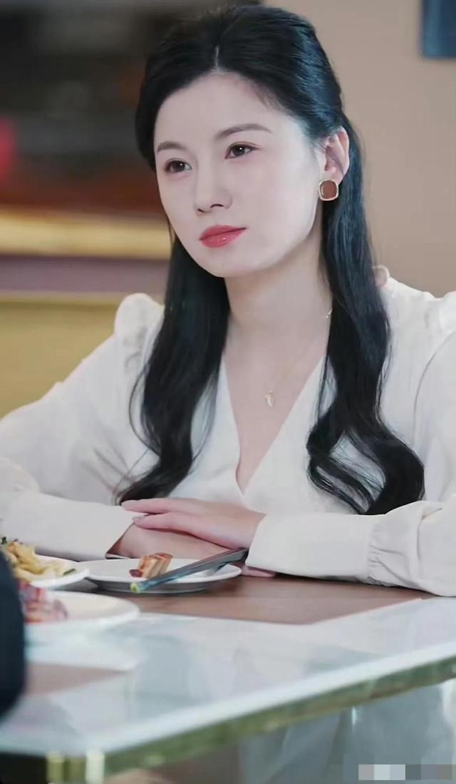 《好一个乖乖女》怎么不配呢?