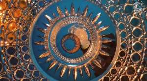 中女主播百度网盘(新奇职业｜哄睡师：从爱好者到百万粉丝博主，争议中摸索边界)