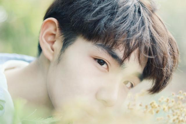 小说：她投奔到四叔家，被拦在了小区外，一着急就说四叔是她爸爸