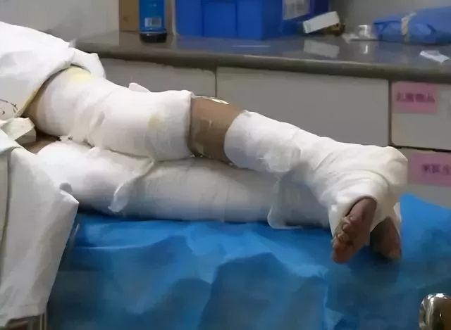 “老公水开了,帮我倒面粉吧”,只是随口一句,瞬间家毁人亡