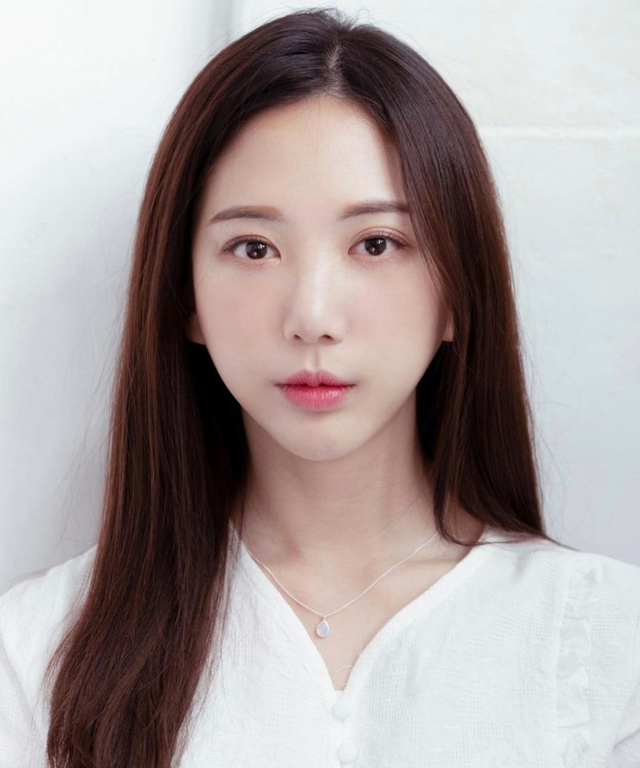 28岁韩国美女气象主播离世，17封遗书泪诉职场霸凌，被嘲“妍珍”