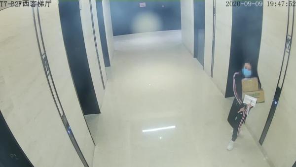 杭州一美女主播被警方带走,她干的这事让粉丝心拔凉……