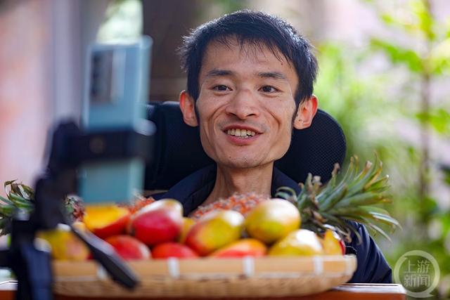 从“只能活20岁”到快“奔四”坐拥30W粉丝：励志人生无限可能