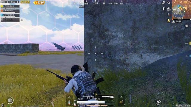 和平精英：蜜罐首次露脸直播，当起了战地医生，救死扶伤