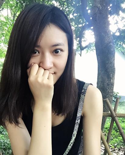 请叫我婷昊！NBA最前线主播黄婷婷秀球技空心入网