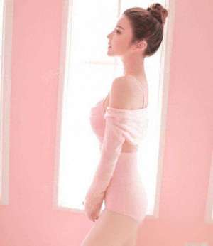 丫丫女主播(YY美女主播晓夏：初代女神的波折人生与再次崛起，投资失败在崛起)