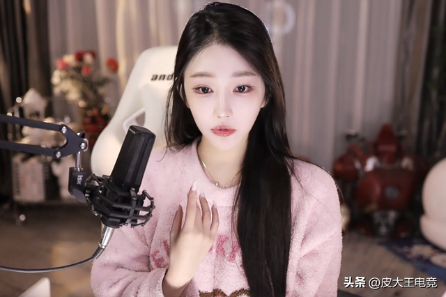 女主播被家里催婚,直言刷到榜一可以培养感情,不结婚是因为自卑