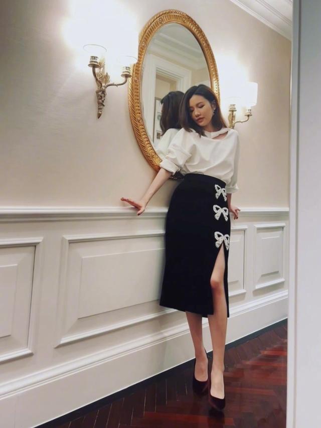 足球女主播哪家强,央视马凡舒,刘语熙,杨茗茗最强三叉戟