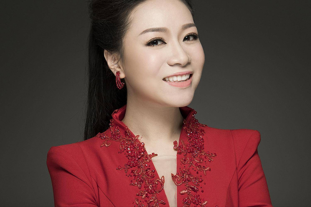 罗菲：曾是美女歌唱家，却沦为“大老虎”情妇，最终结局怎么样了