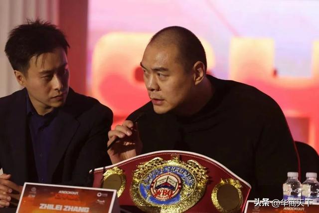 武林风前主持人郭大嘴职业病犯了,扬言张志磊打假拳,被骂真下作