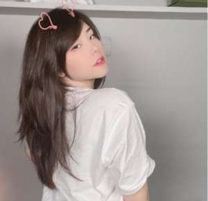 lol国外美女主播(英雄联盟身材最好的3位女主播，MISS保养诀窍曝光)