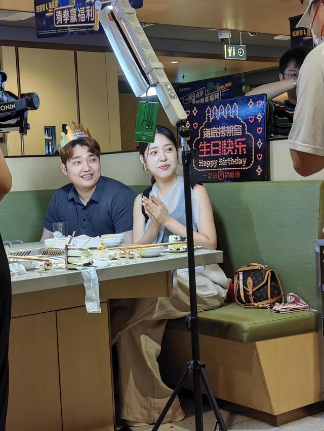 韩国美女嫁山东,娶一个月入400万的韩元美女,是一种什么体验?