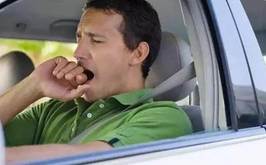 电击震动秀恩爱?原来这世上还有那么多“奇葩”的手环