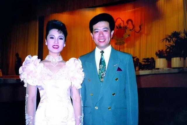 65岁的“广东一枝花”侯玉婷：曾和霍震霆传绯闻，如今成模范婆婆