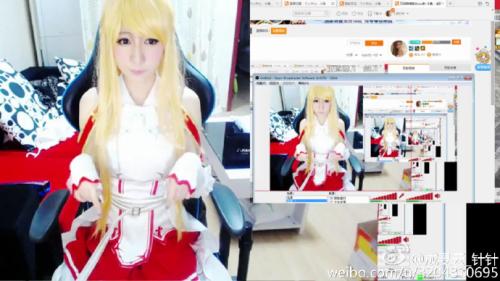 4大美女主播cos亚丝娜直播《刀剑神域黑衣剑士》手游