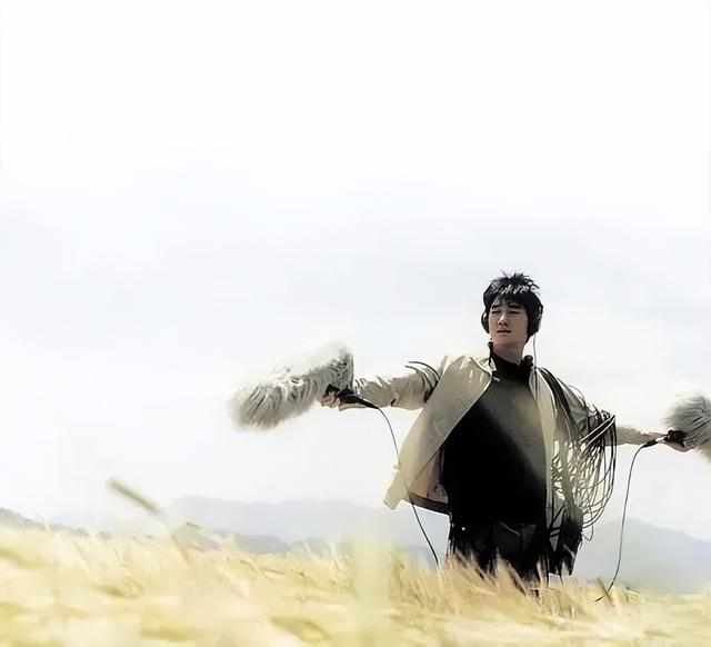 《春逝》录音师尚优与主播恩秀春恋，信心缺失致爱成殇