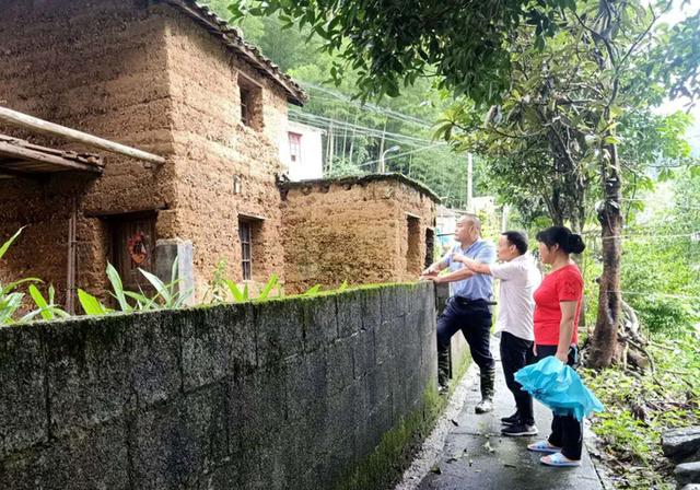 “老铁”中奖了