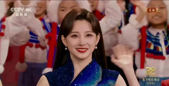 从倪萍到马凡舒，30年央视女主播颜值风云，谁堪称国泰民安脸？