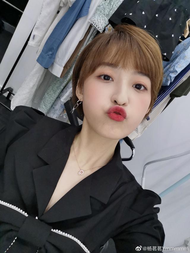 足球女主播哪家强,央视马凡舒,刘语熙,杨茗茗最强三叉戟